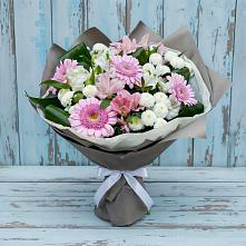 Букет цветов из:  Герберы, Альстромерии и Хризантемы в Быково Волгоградской области