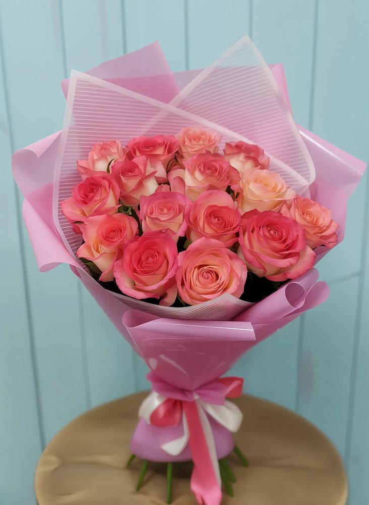 Букет 15 Розовых роз Равель в Быково Волгоградской области