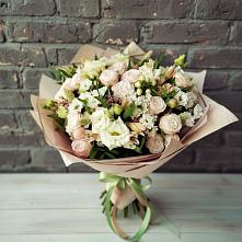 Букет цветов из:  Альстромерии, Розы и Хризантемы в Быково Волгоградской области