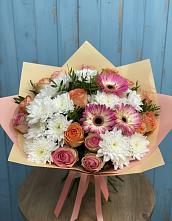 Букет цветов из:  Розы, Герберы и Хризантемы в Быково Волгоградской области