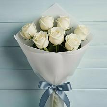 Букет 7 Белых роз Эдлесс Лав в Быково Волгоградской области
