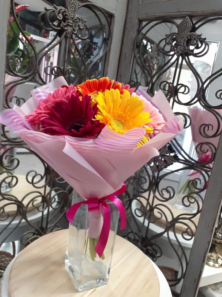 Букет цветов из: Герберы в Быково Волгоградской области