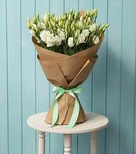 Букет цветов из:  Лизиантусы в Быково Волгоградской области