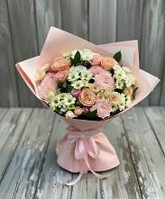 Букет цветов из:  Гвоздики, Розы и Хризантемы в Быково Волгоградской области