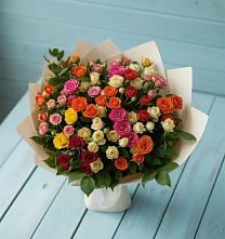 Букет Микс из разноцветных кустовых роз в Быково Волгоградской области