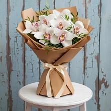 Букет цветов из:  Орхидеи и Розы в Быково Волгоградской области